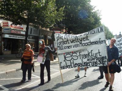 Infostand Gedenktag für verstorbene DrogengebraucherInnen in Frankfurt am Main